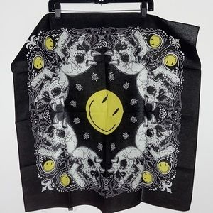 designer streetwear bandana skull 💀 / smiley face 🙂 details NWT UNI​​​​​